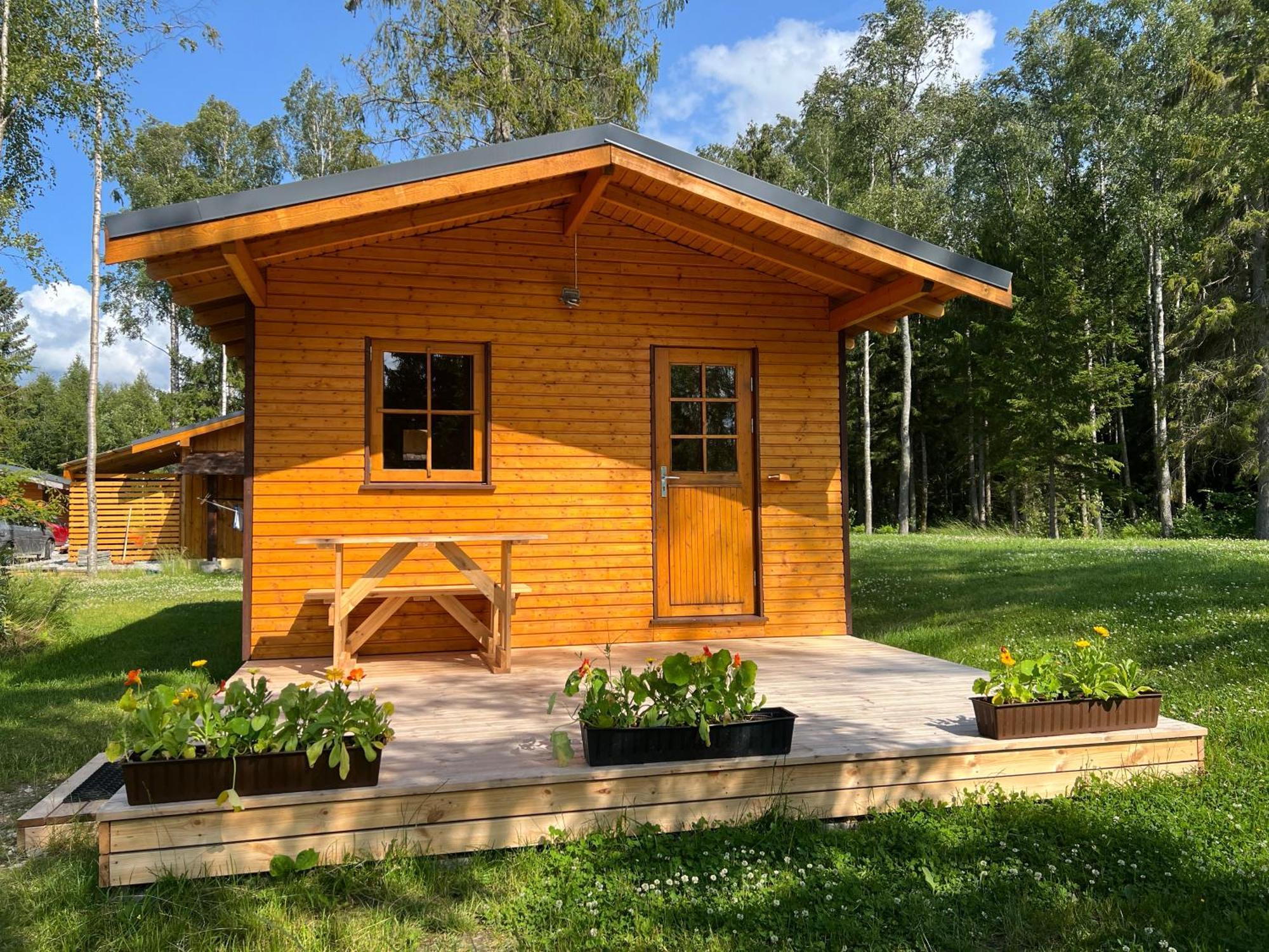 Marika Puhkekuela - Metsanurga Oeoemaja "Shared Bathroom" Nova Extérieur photo