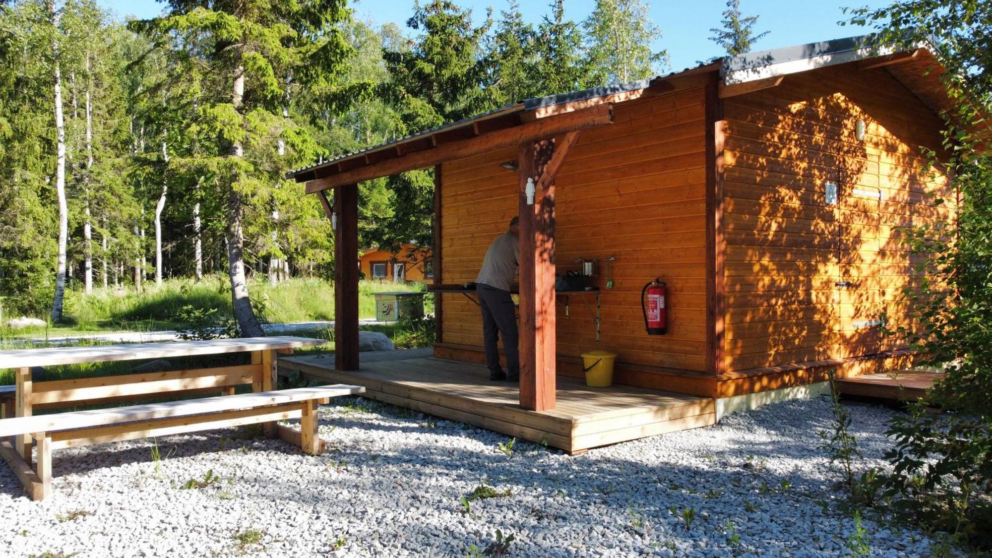 Marika Puhkekuela - Metsanurga Oeoemaja "Shared Bathroom" Nova Extérieur photo